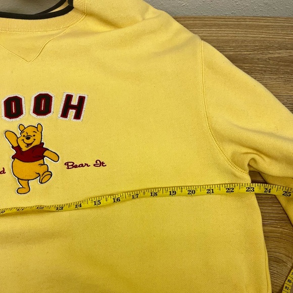 Vintage DisneyLand Resort Winnie The Pooh Grin and Bear It Sweatshirt Unisex L - Picture 8 of 9